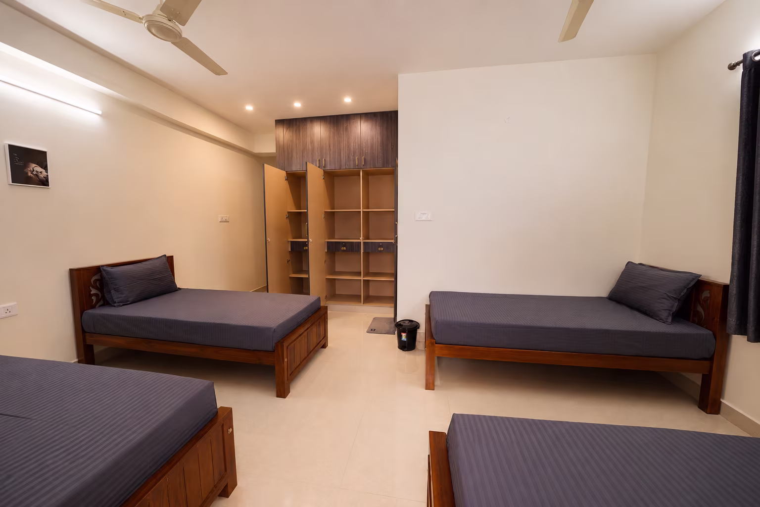 Room View Main